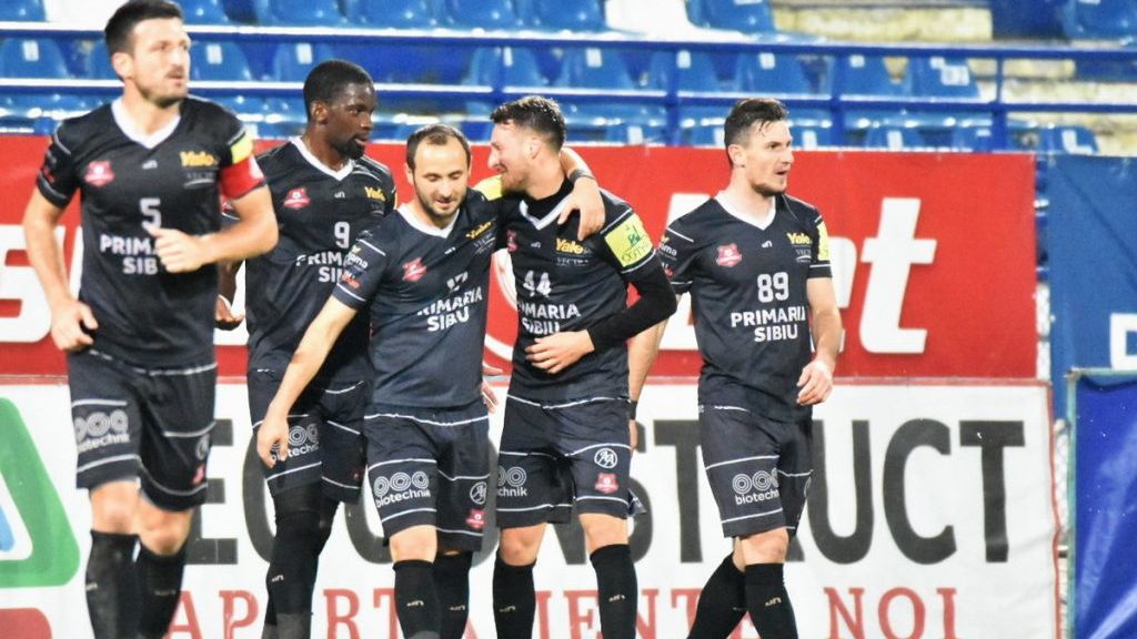VIDEO | FC Hermannstadt, prima sfertfinalistă a Cupei României