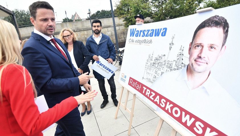 Partidul lui Kaczynski primește o lovitură la Varșovia, dar câștigă alegerile locale