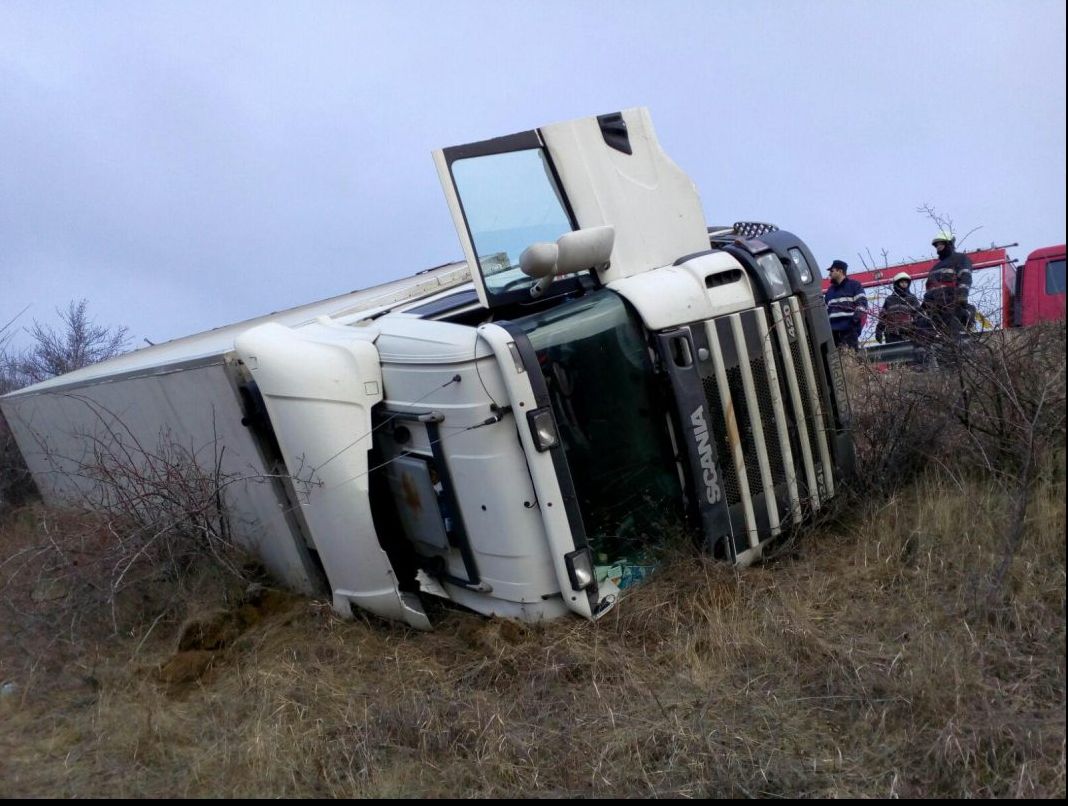 Pericol de explozie la Vaslui! Scurgeri de combustibil pe DN2F