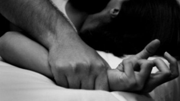 A violat timp de doi ani minore. Ce-au făcut polițiștii