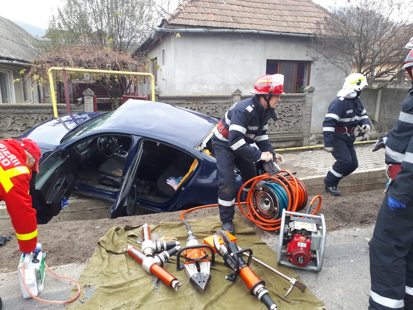 Accident groaznic pe DN 7. O persoană a murit și alta este rănită. Imagini cumplite