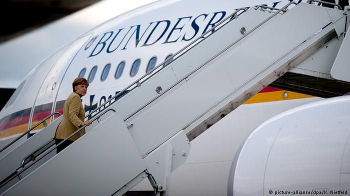 Avionul Angelei Merkel, aterizare de urgență la Koln