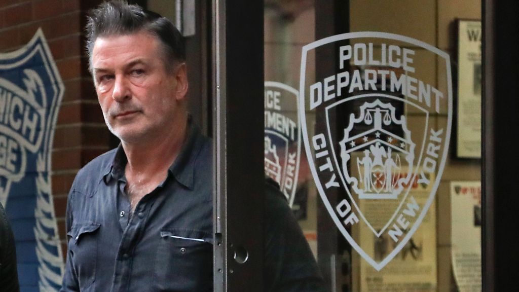 Actorul american Alec Baldwin a fost arestat 