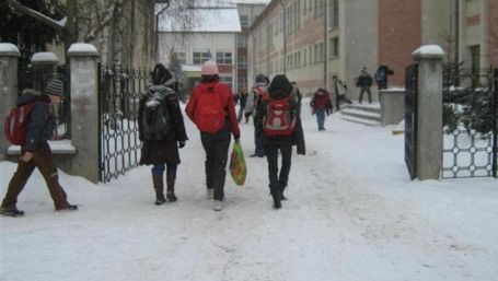 Efectele iernii în București. Decizie de ultimă oră pentru școlile din Capitală