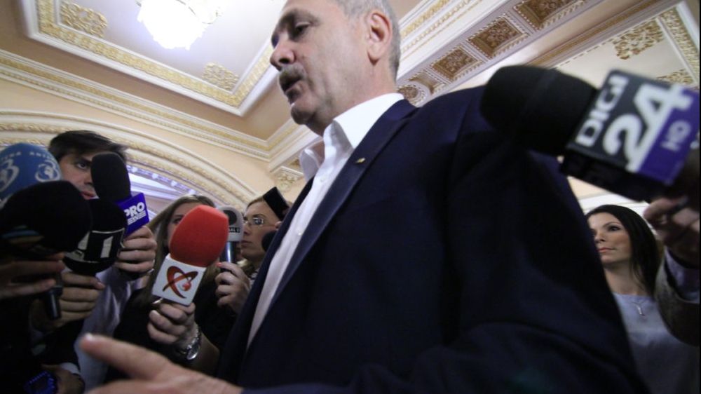 Lovitură de teatru. Dragnea a cerut suspendarea tragerii la sorţi de la Curtea Supremă!