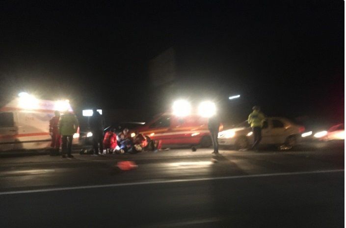 Accident infiorător pe DN1, o femeie a fost lovită de trei autoturisme