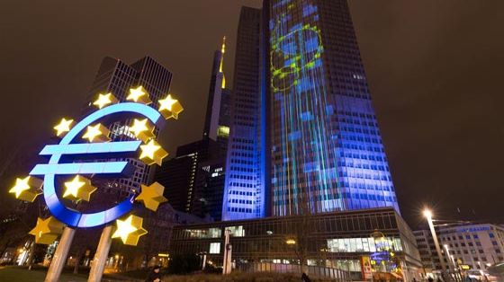 Avertismente de la finanțiști: Multe țări din zona euro nu ar face față unei noi crize economice