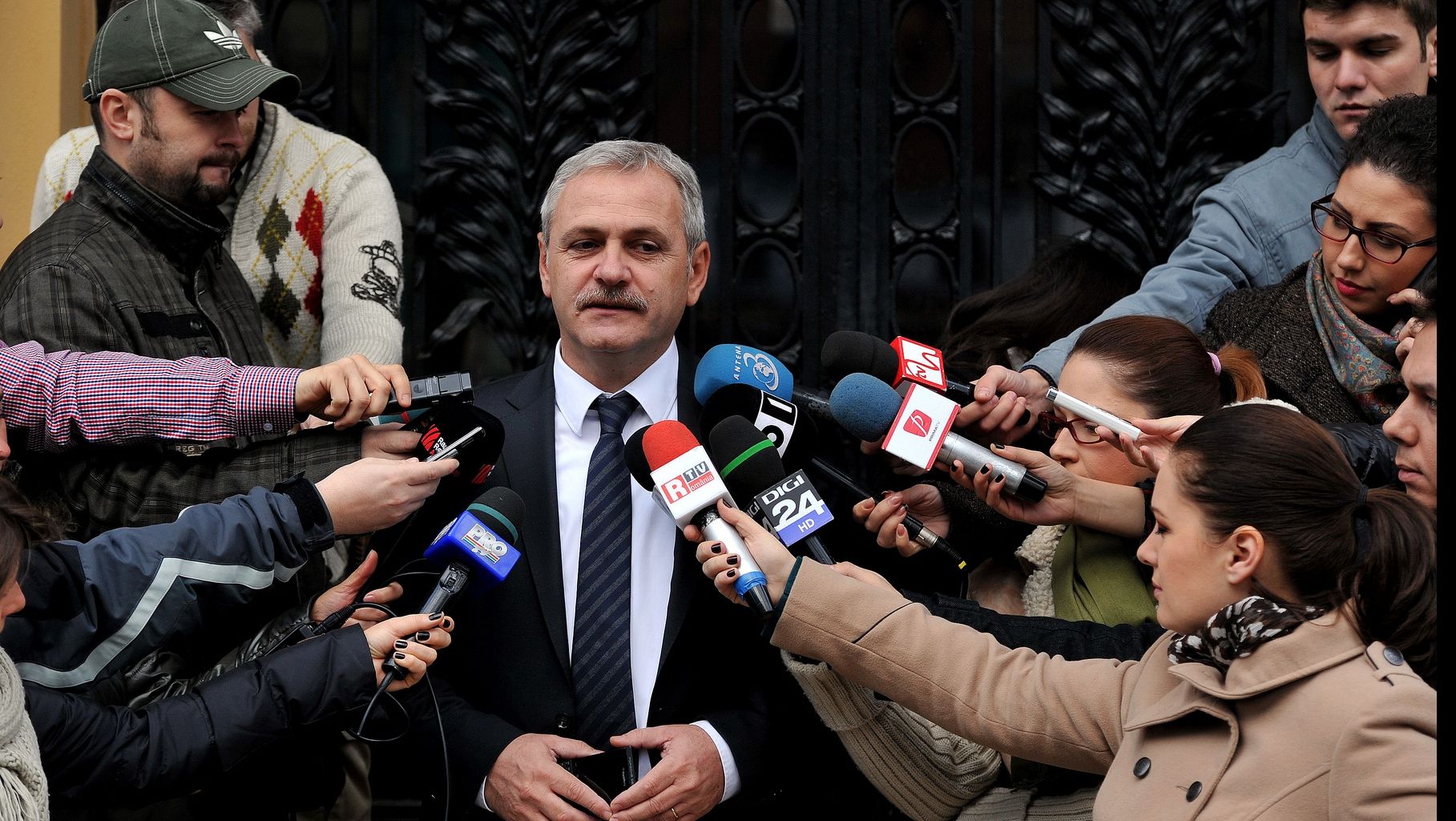 "Noii şefi ai UE sugrumă presa liberă". Avertisment pentru Guvernul României de la Bruxelles