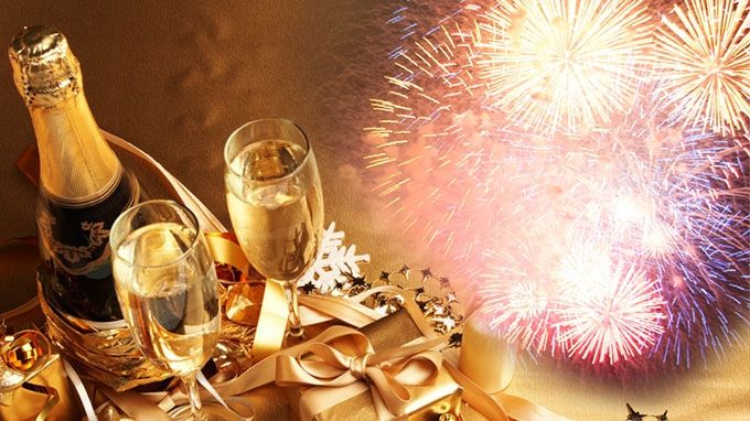 URĂRI REVELION 2019// Mesaje de trimis la părinți, felicitări pentru prieteni de anul nou