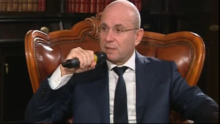 Alegeri 2009. Gușă: Cum s-a mobilizat statul paralel pentru a-i oferi un nou mandat lui Băsescu