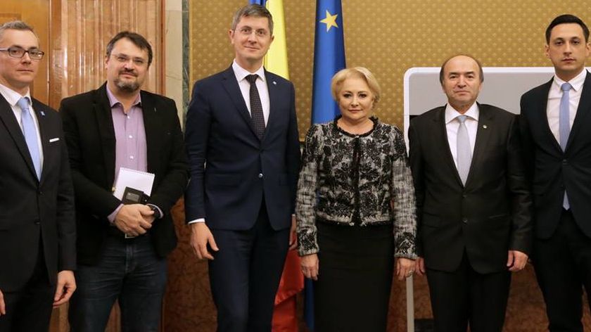 Barna: Premierul și ministrul Justiției spun că nu dau OUG pe amnistie și grațiere pentru moment