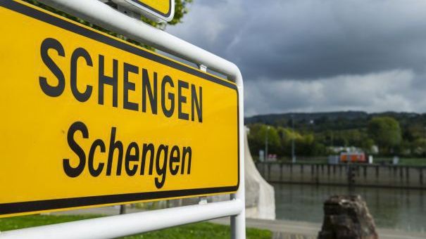 Parlamentul European, undă verde pentru admiterea României în Schengen