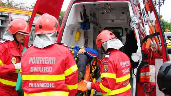 Accident grav în Gorj: Cel puţin opt răniţi, printre care trei copii şi o gravidă