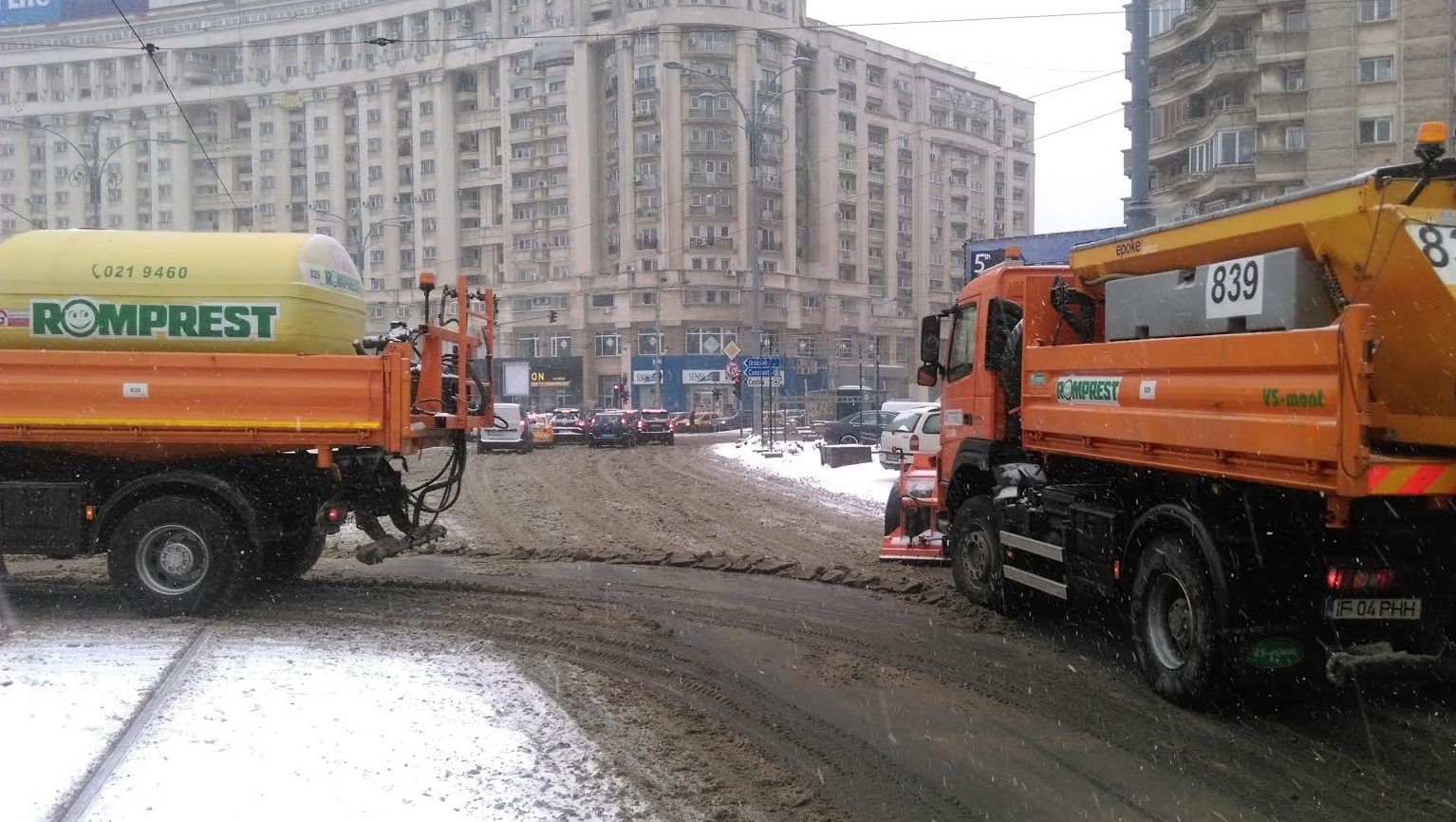 Romprest ia 10.000 de euro pe zi, pentru deszăpezire, tot sezonul, deși ninge doar câteva zile. Foto/Arhivă