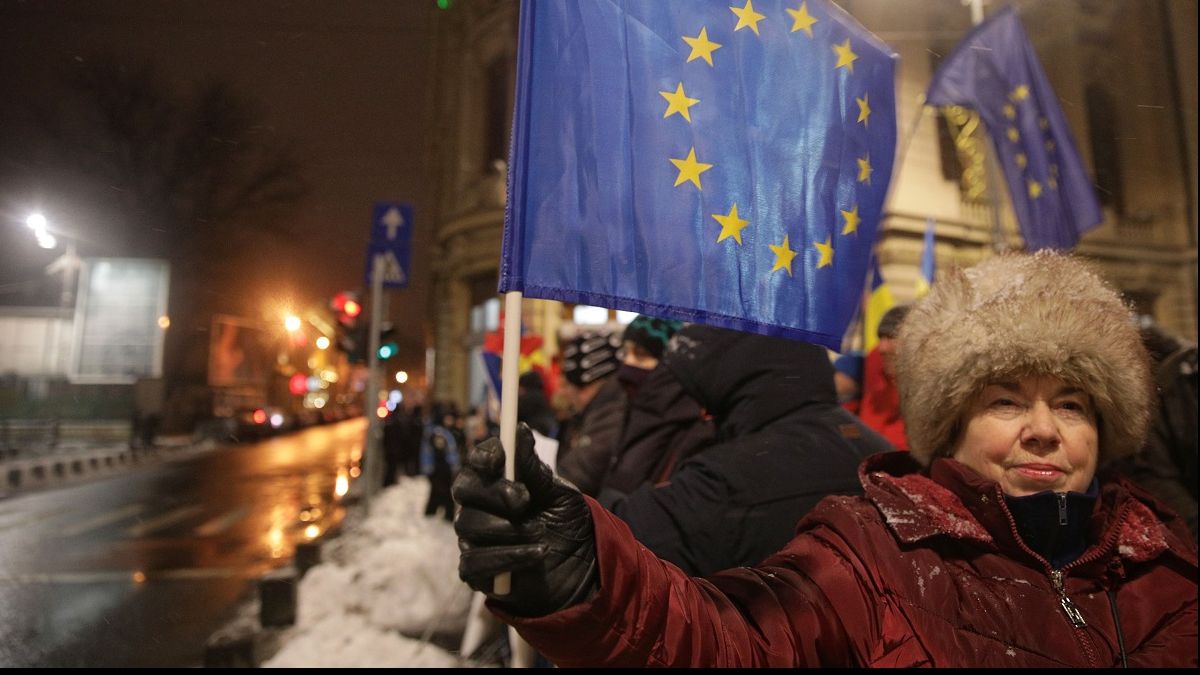 Românii ies, din nou, în stradă! Nu vor amnistie și grațiere