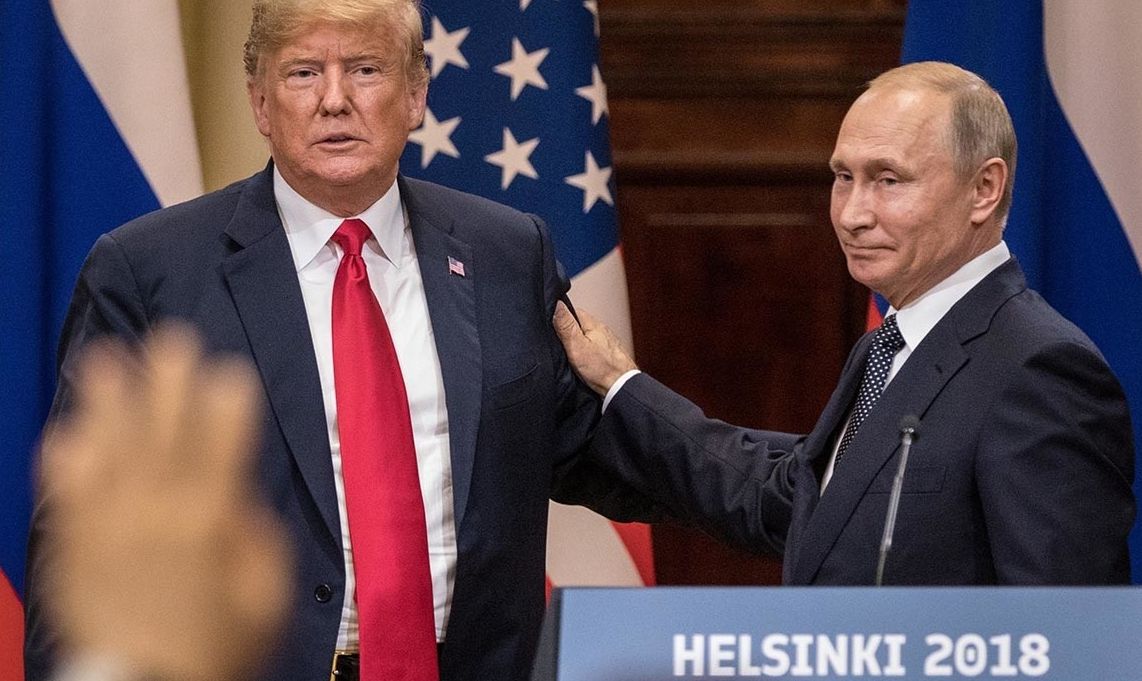 Secretul care îl leagă pe Trump de Putin. Dezvăluire bombă despre discuția secretă dintre cei doi 
