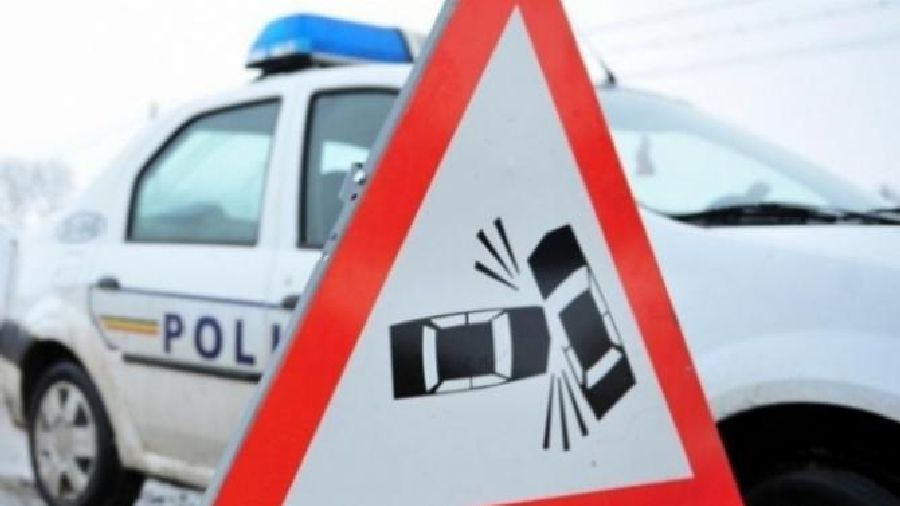 Ciocnire violentă la ieșire din Timișoara. Printre răniți se află și doi copii