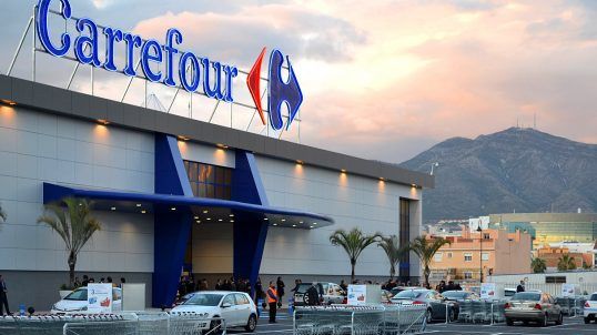 Carrefour a luat o măsură uluitoare!