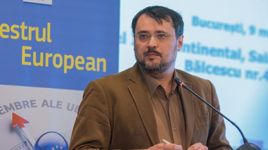 Vicepreședinte USR:"L-am avertizat pe Verhofstadt că ALDE România e partid-pubelă"