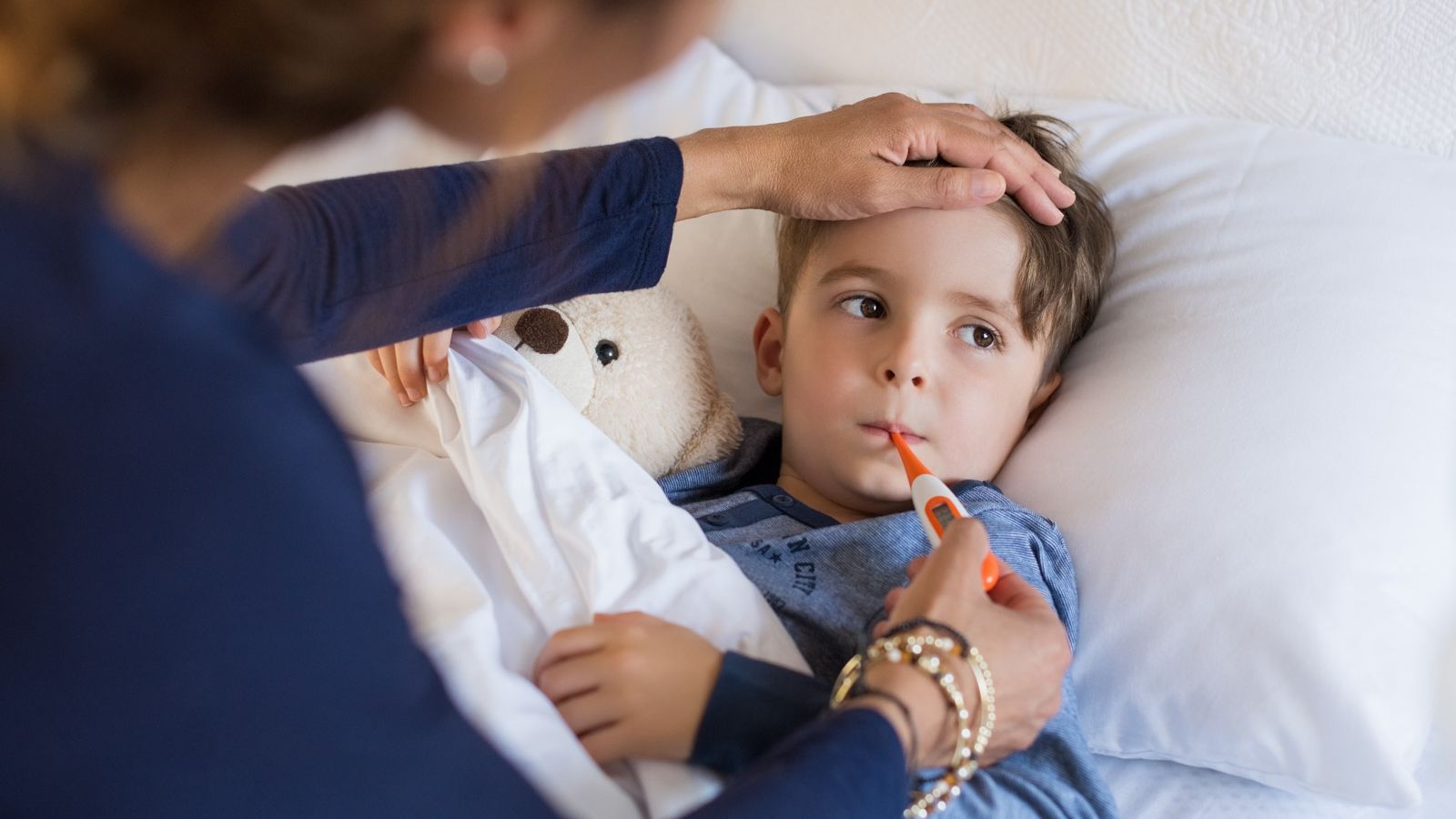 Alertă de gripă în mai multe județe din țară: zeci de copii internați. Ce spun medicii