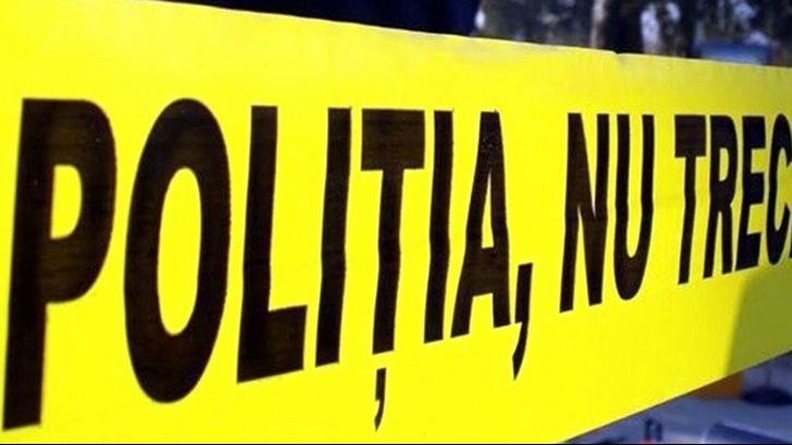 Caz șocant! Un chinez, găsit mort în apropiere de gara din Roman