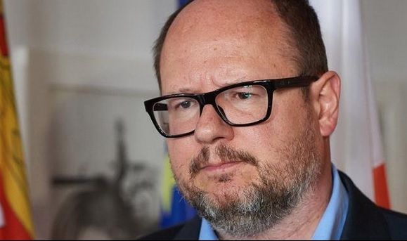Doliu național în Polonia. Peste 45.000 de persoane l-au condus pe ultimul drum pe Pawel Adamowicz