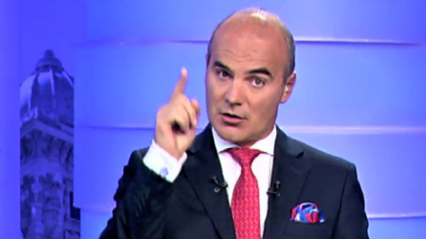 Rareş Bogdan, nervos după sistarea contribuţiilor la Pilonul II de pensii pentru cei din construcţii