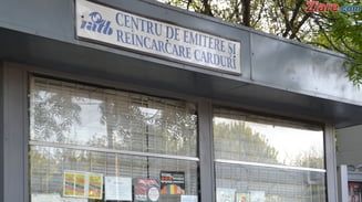 Ce salariu are o casieriță de la STB care muncește într-o gheretă