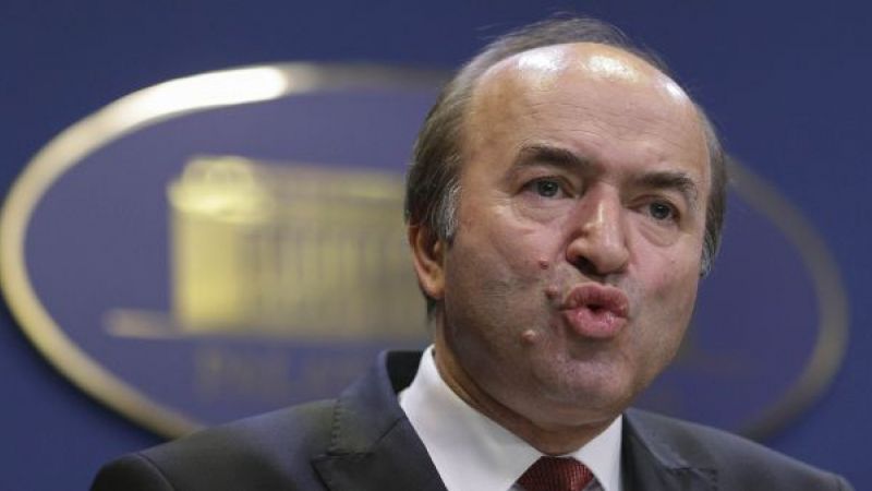 Toader vrea redefinirea "abuzului în serviciu"