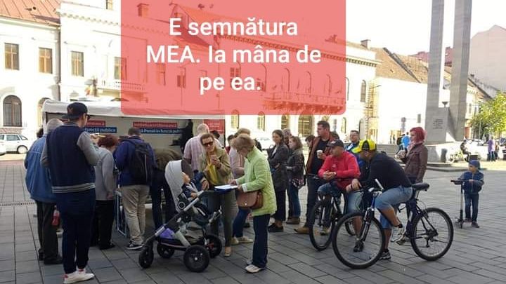 Protest la Cluj pentru susţinerea iniţiativei "Fără penali în funcţii publice"