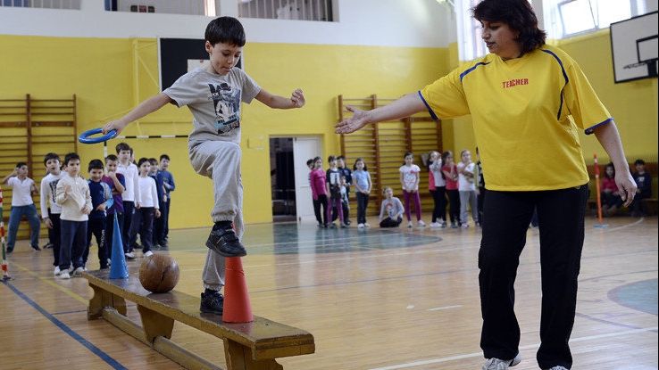 Orele de sport, pasate de la profesori la învățători? Sindicatele amenință cu proteste/ Arhivă foto
