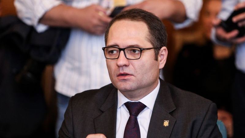 Bogdan Matei, o posibilă explicație a gafei din Parlament: "Am fost numit politic"