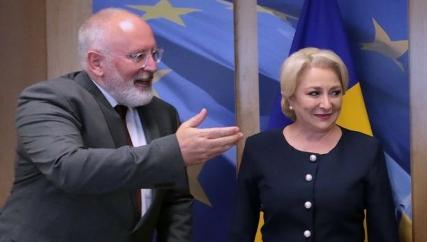 Dăncilă: "Scrisoarea de la Timmermans nu s-a referit la Completurile de 5"