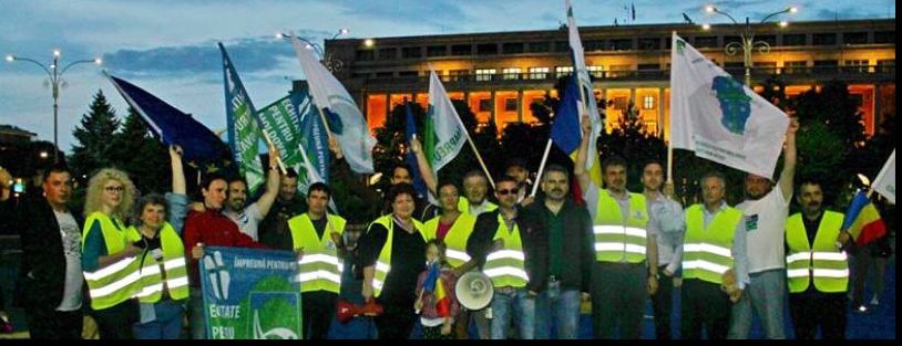 Ședință de guvern cu proteste la ușă