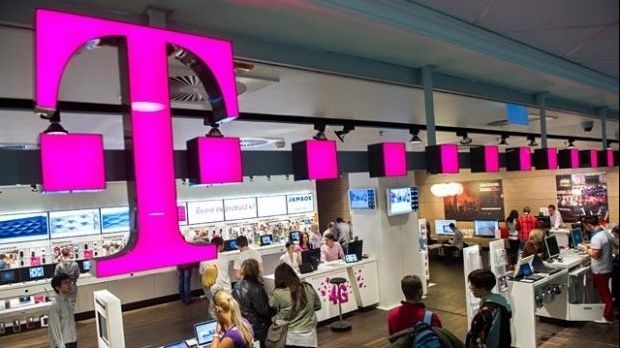 Telekom, decizie uluitoare: dispar două posturi TV din grila operatorului