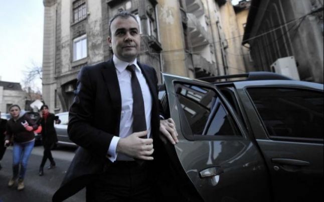 Darius Vâlcov, lăsat fără permis de conducere! Cu ce viteză conducea în localitate