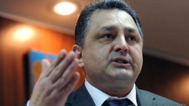 Vanghelie intervine în scandalul momentului