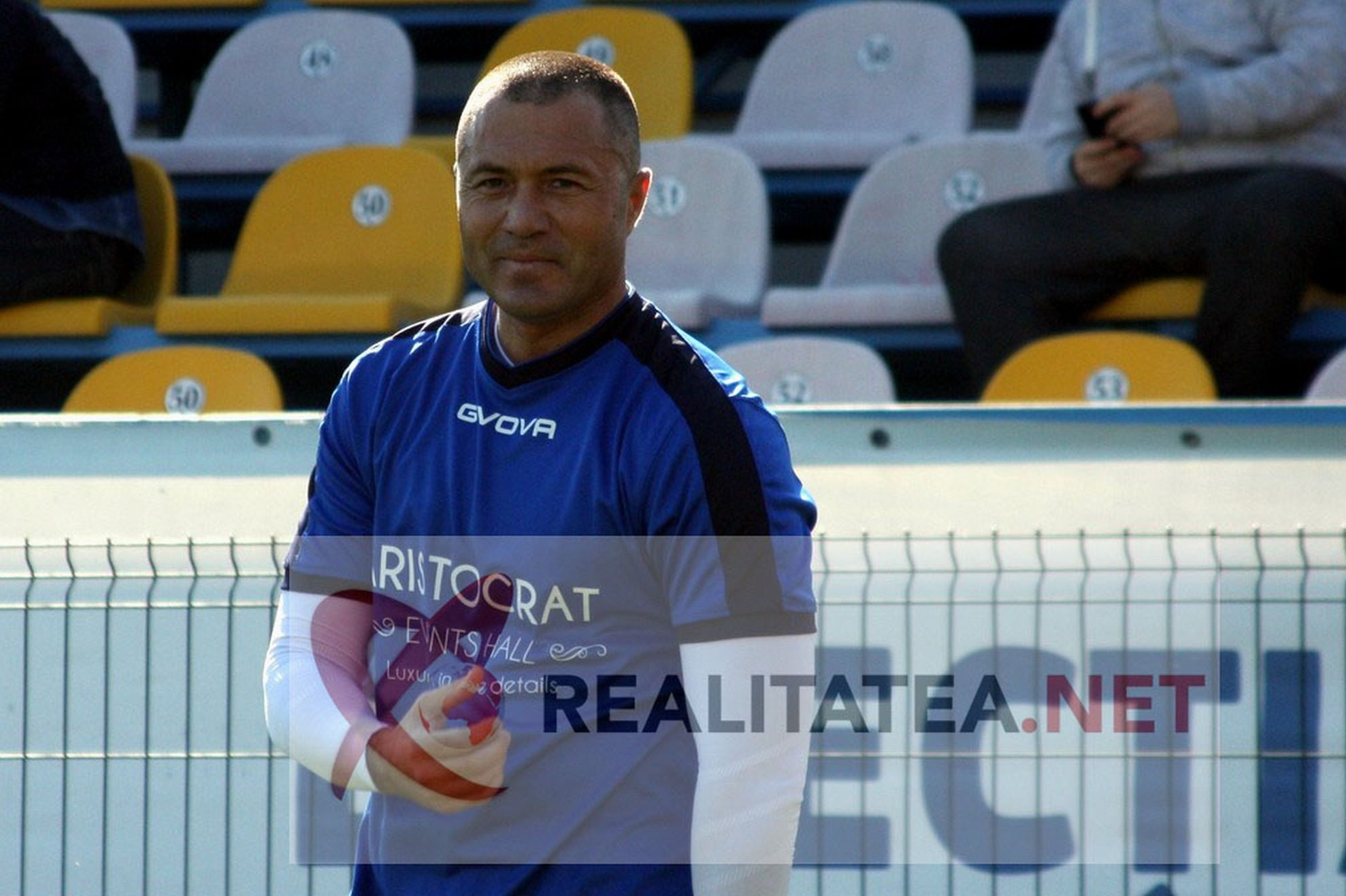 Adrian Ilie a făcut spectacol la meciul de old boys Dinamo - Steaua 3-3, jucat la Voluntari