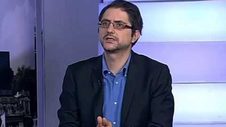 Costi Rogozanu: Te-ai hotărât? Ești om sau business?