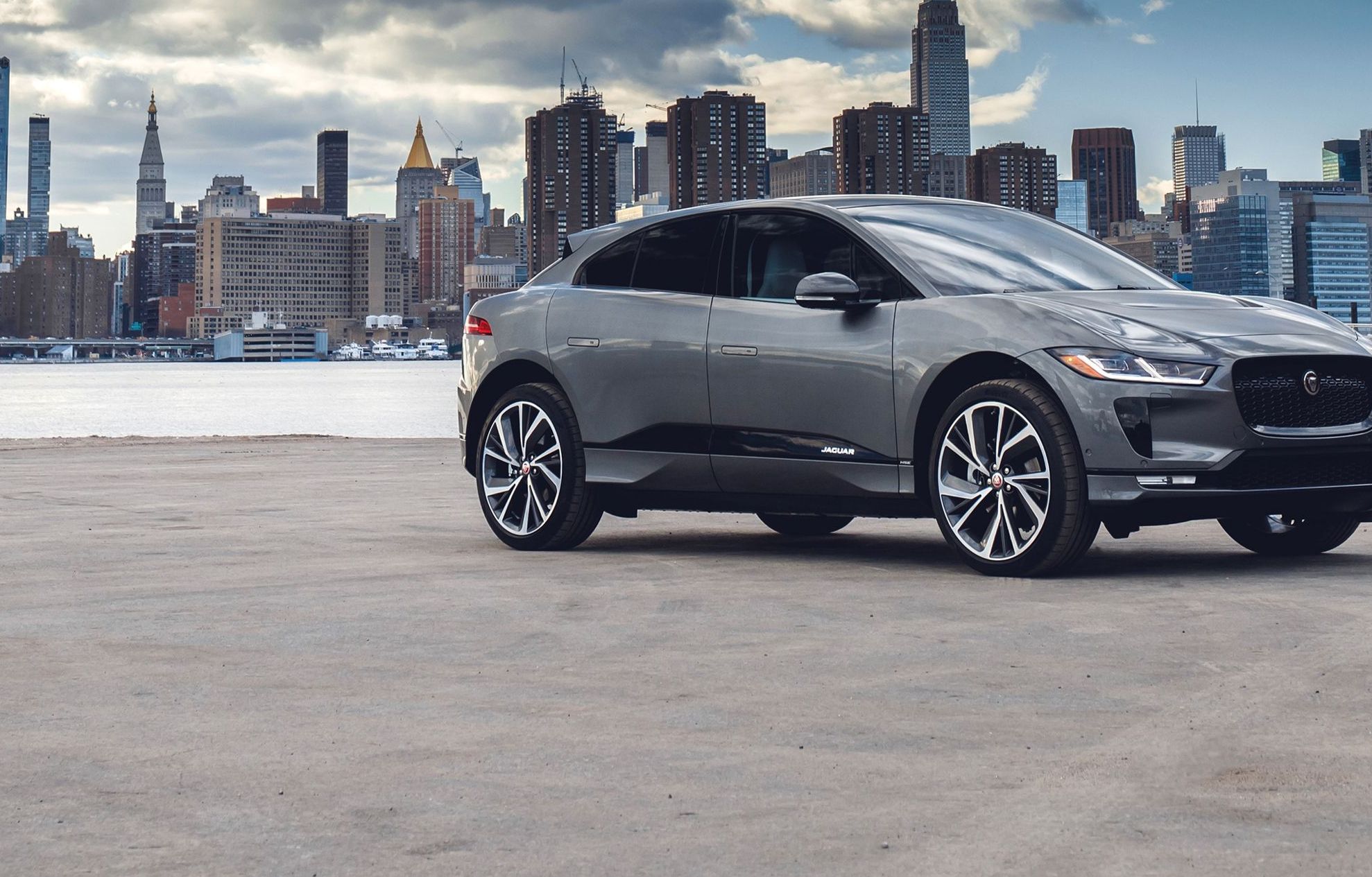 Surpriză de proporții: Mașina anului în Europa este un model electric