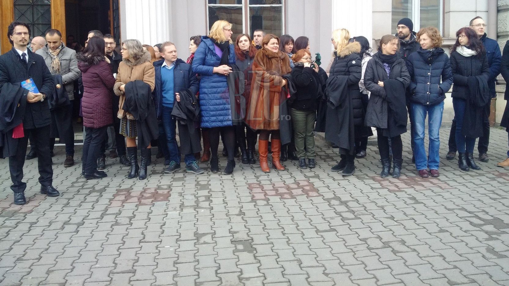 Un nou protest al magistraţilor clujeni. În stradă, împotriva ordonanței 7