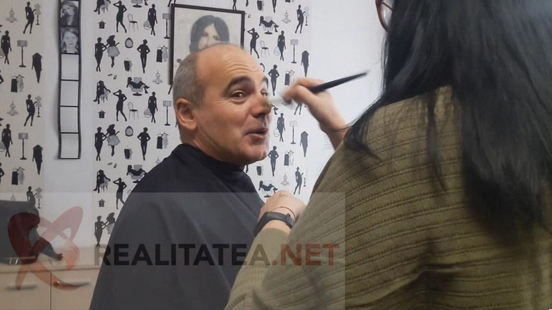 Rareş Bogdan şi-a luat rămas bun de la Realitatea TV. Imagini inedite din culise, surprinse de realitatea.net. VIDEO