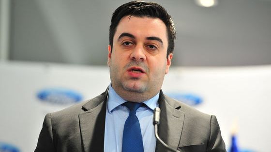 Ministrul Cuc, vizat într-un dosar privind activitatea Tarom. Primele reacții