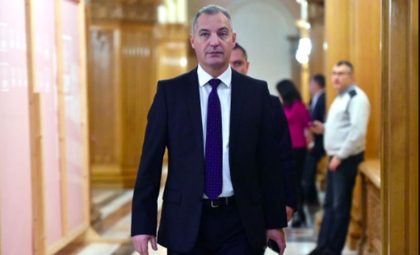 A început procesul fostului trezorier al PSD. Drăghici, absent la primul termen