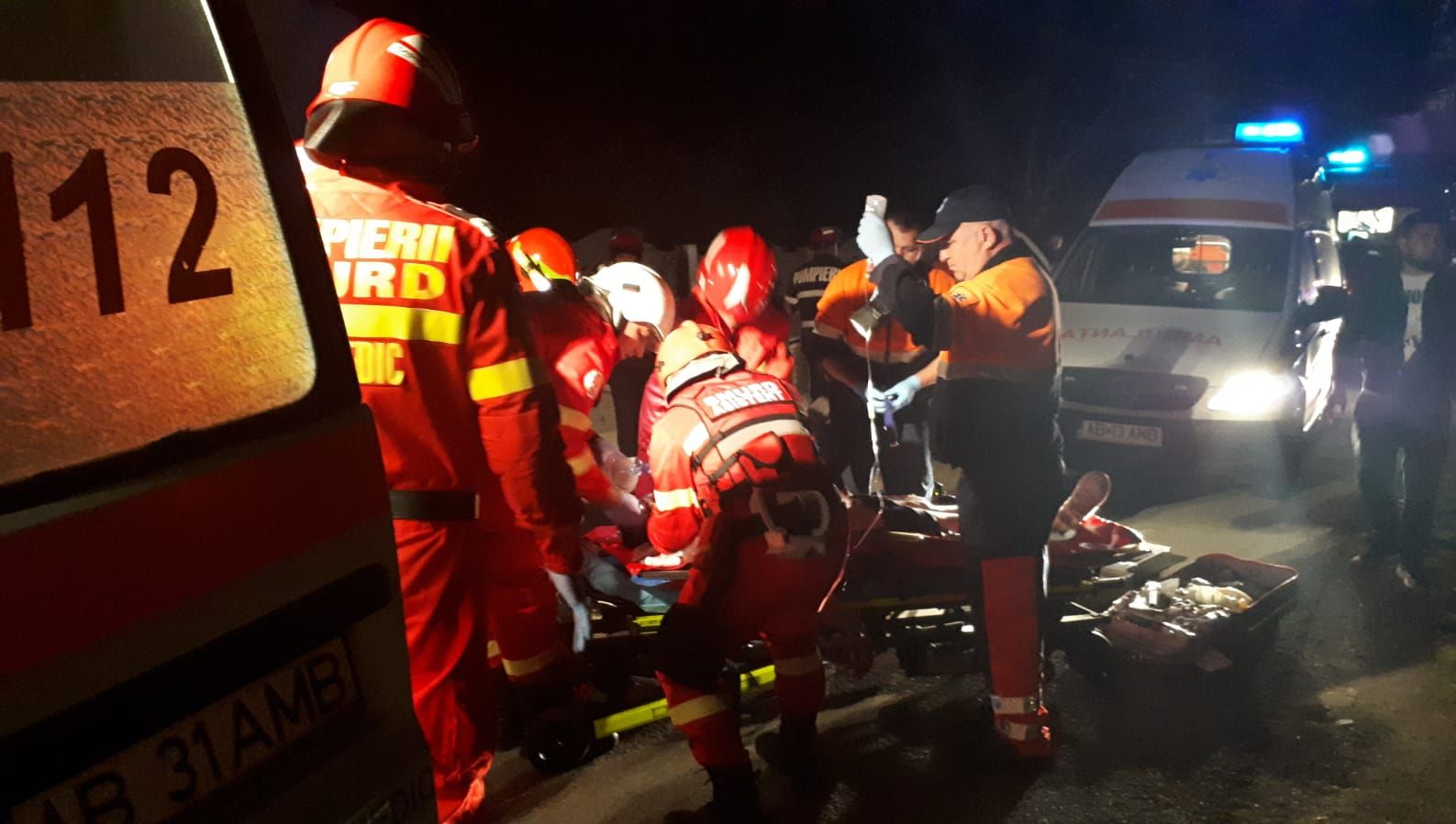 Un mort și doi răniți în urma unui accident rutier în Alba - UPDATE