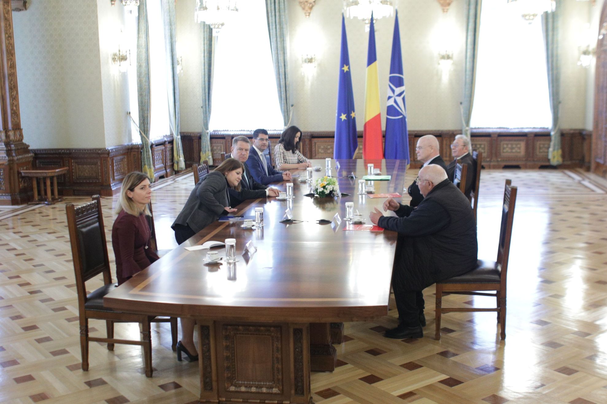 Iohannis: "PSD folosește drama deținuților pentru a justifica asaltul asupra justiției"