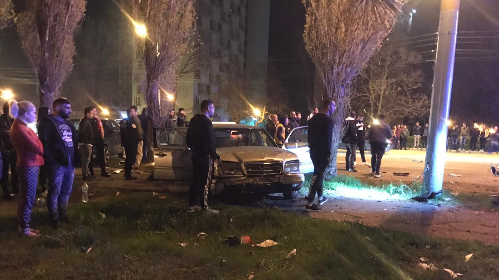 Accident cumplit, azi-noapte, în stațiunea Mamaia: patru tineri, la un pas de moarte