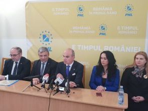 Rareș Bogdan: „E momentul ca Argeșul să se trezească”