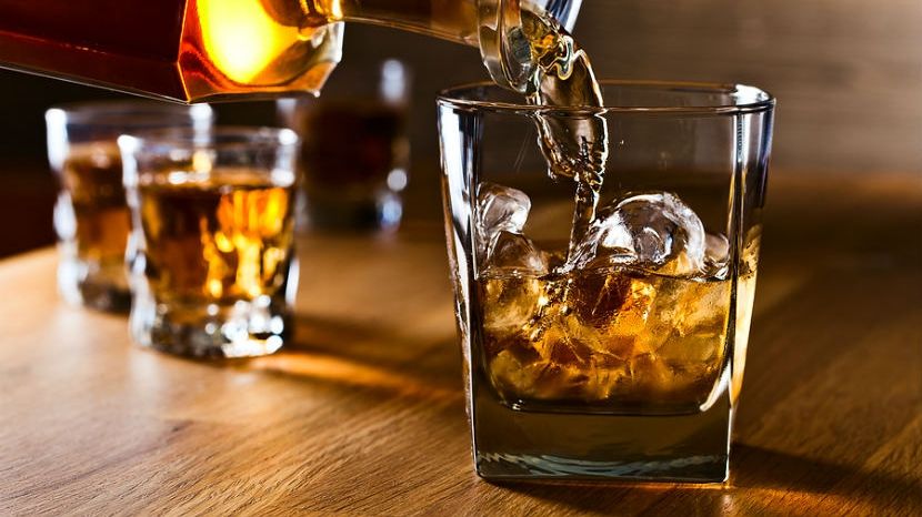 Riscul de a deveni alcoolic, ușor de depistat
