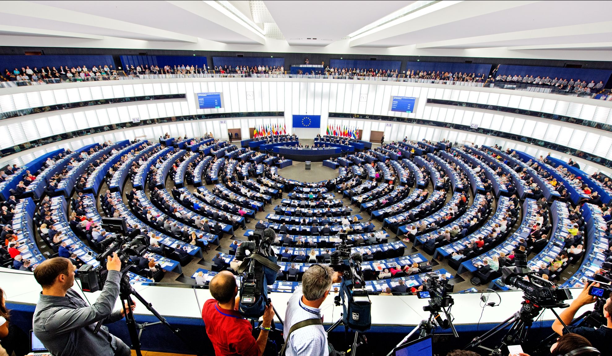 Alegeri europarlamentare - Ce se-ntampla la vot chiar acum